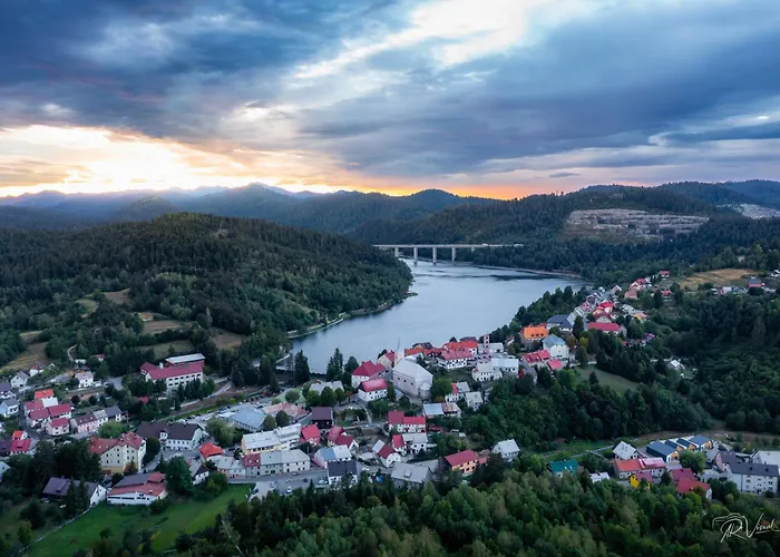 아파트 Lida U Centru Fuzina, Gorski Kotar 퓨지네