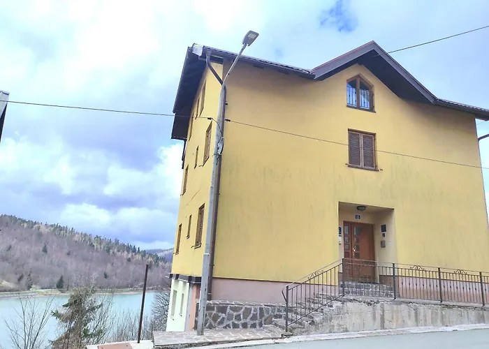 Lida U Centru Fuzina, Gorski Kotar 아파트 퓨지네