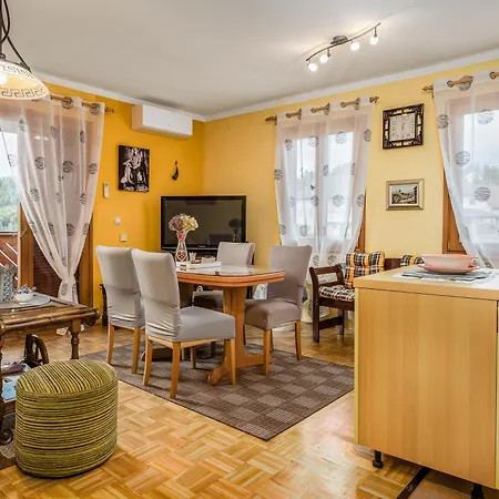 Apartamento Lida U Centru Fuzina, Gorski Kotar