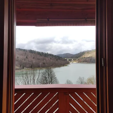 Lida U Centru Fuzina, Gorski Kotar * Fužine