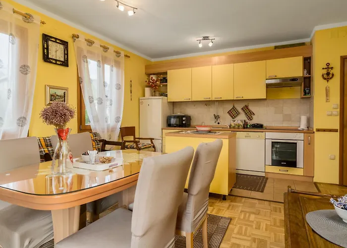 شقة Lida U Centru Fuzina, Gorski Kotar *